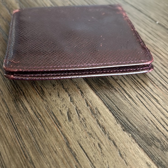 Louis Vuitton Slim Purple Taiga Billfold - Picture 13 of 14